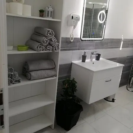 Casa Elysium בית נופש רוביני